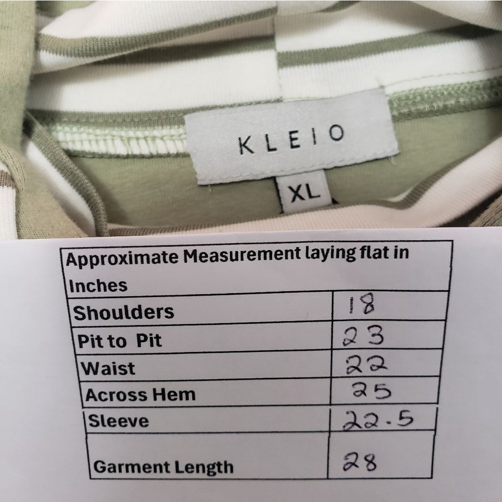 Kleio Green and White Hoodie Size XL - Picture 15 of 16
